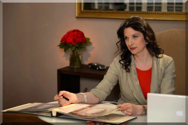 tl_files/inhalte/Petra Majhold Portrait von Amir Malek 3286 kl.jpg
